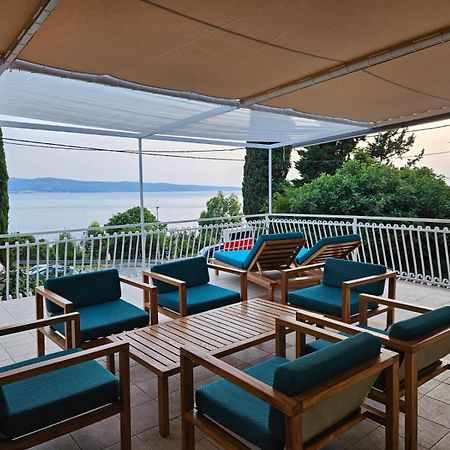Apartments Gabi Omis Exterior photo