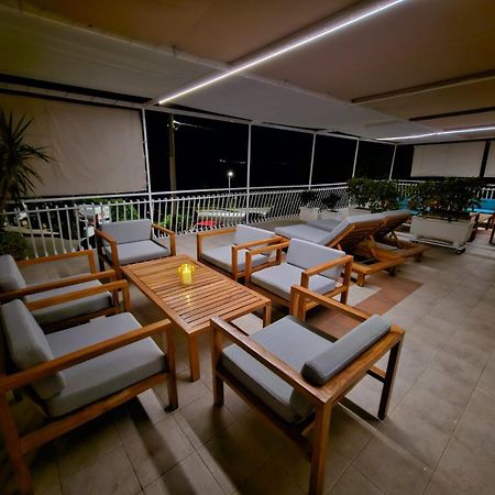 Apartments Gabi Omis Exterior photo